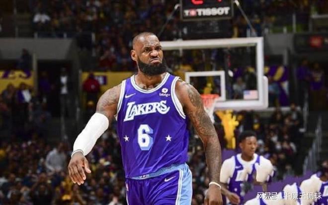 坐镇的高位 坐镇的高位