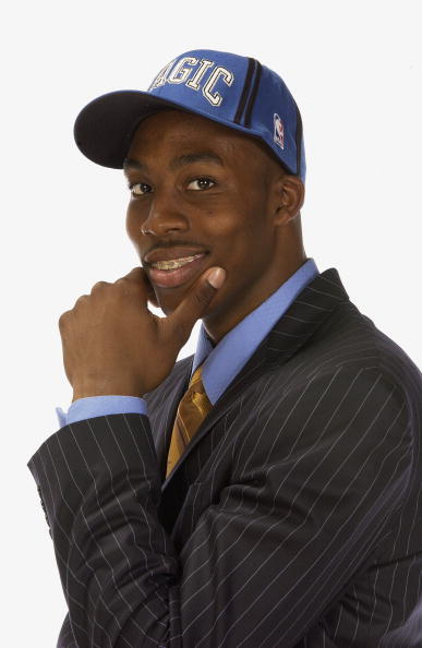 火箭险胜灰 火箭险胜灰